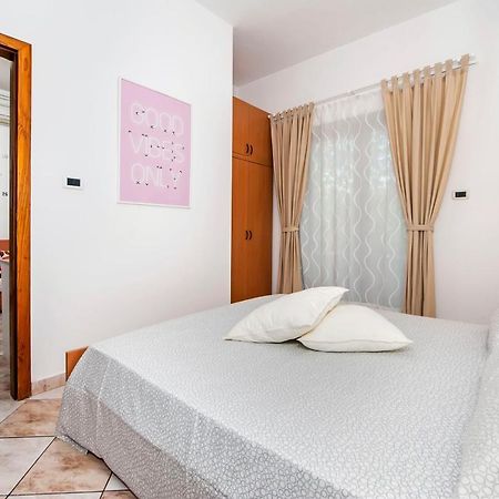 Apartments Milan Rovinj Extérieur photo