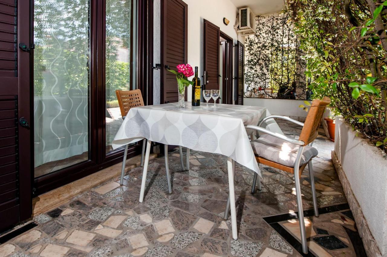 Apartments Milan Rovinj Extérieur photo