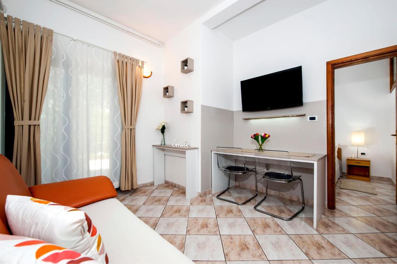 Apartments Milan Rovinj Extérieur photo