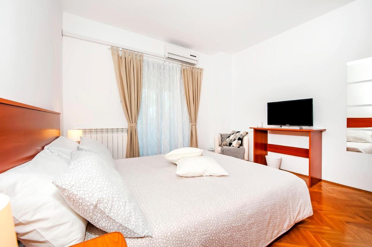 Apartments Milan Rovinj Extérieur photo